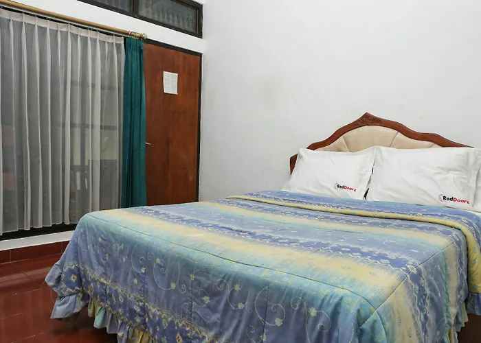 Guest house Reddoorz Near Tanjung Benoa