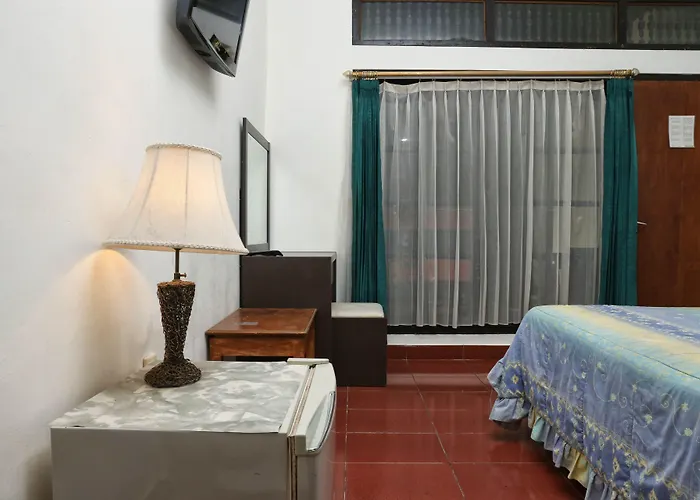Guest house Reddoorz Near Tanjung Benoa