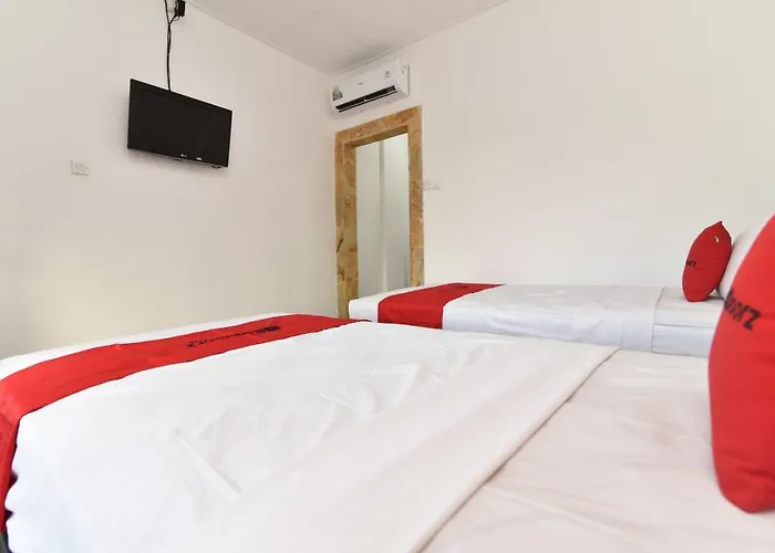 Reddoorz Near Tanjung Benoa Guest house 2*